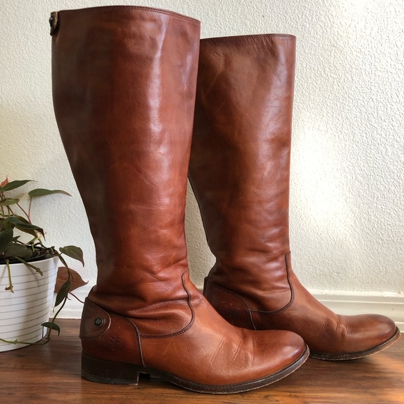 W’s 9.5 Frye Melissa Button Zip Boots -
Cognac - Picture 2 of 16